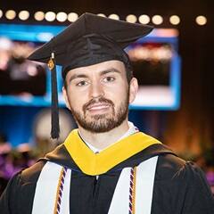 Ryan Leite, a 2024 graduate from SNHU with a bachelor's in health sciences